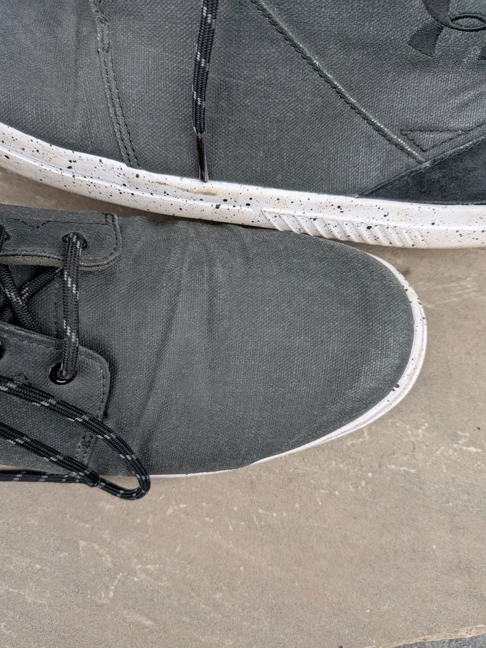 Under Armour Men's Black Canvas Chukka Boots